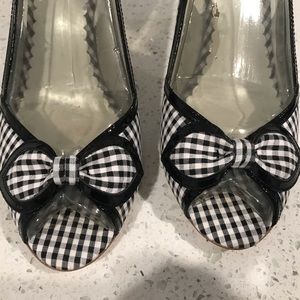 Anne Klein Checkerboard slingback heels